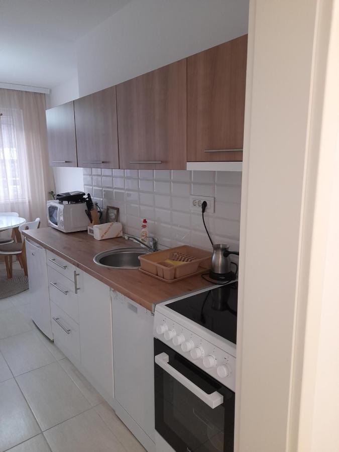 Apartman 8 Vrdnik Exterior photo